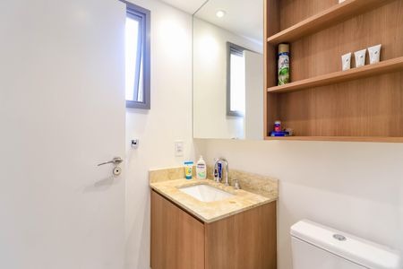 Apartamento à venda com 100m², 2 quartos e 2 vagas Apartamento à venda com 100m², 2 quartos e 2 vagasBanheiro da Suíte 2