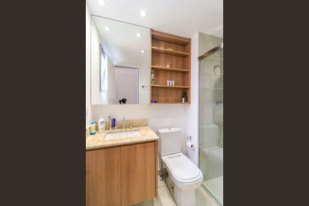 Apartamento à venda com 100m², 2 quartos e 2 vagas Apartamento à venda com 100m², 2 quartos e 2 vagasBanheiro da Suíte 2