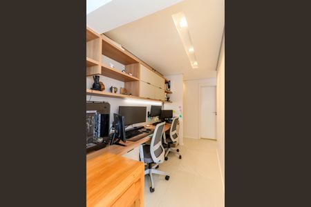 Apartamento à venda com 100m², 2 quartos e 2 vagas Apartamento à venda com 100m², 2 quartos e 2 vagasEscritório