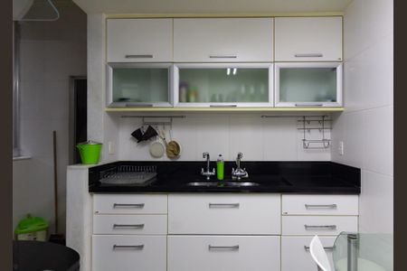 Apartamento à venda com 100m², 3 quartos e 1 vaga Apartamento à venda com 100m², 3 quartos e 1 vagaCozinha