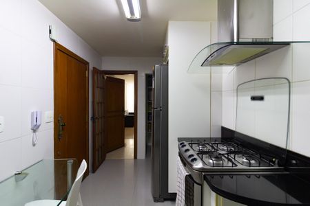 Apartamento à venda com 100m², 3 quartos e 1 vaga Apartamento à venda com 100m², 3 quartos e 1 vagaCozinha