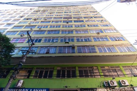 Apartamento à venda com 46m², 2 quartos e sem vaga Apartamento à venda com 46m², 2 quartos e sem vagaFachada