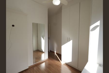 Quarto  de apartamento para alugar com 2 quartos, 65m² em Morumbi, São Paulo