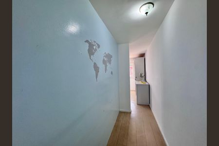 Casa de condomínio à venda com 400m², 5 quartos e 3 vagas Casa de condomínio à venda com 400m², 5 quartos e 3 vagasQuarto 2