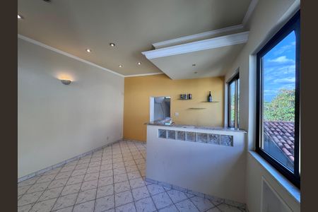 Casa de condomínio à venda com 400m², 5 quartos e 3 vagas Casa de condomínio à venda com 400m², 5 quartos e 3 vagasSalão 2