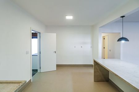 Casa à venda com 300m², 3 quartos e 3 vagas Casa à venda com 300m², 3 quartos e 3 vagasCozinha
