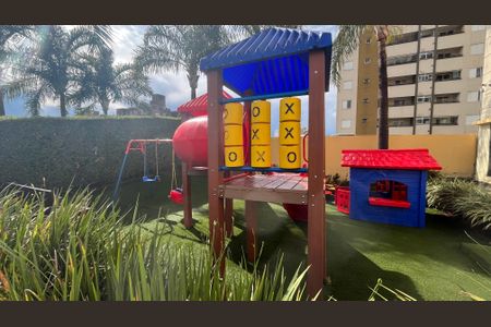 Apartamento para alugar com 133m², 3 quartos e 3 vagas Apartamento para alugar com 133m², 3 quartos e 3 vagasÁrea comum - Playground