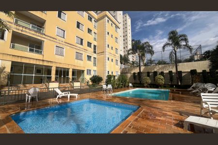Apartamento para alugar com 133m², 3 quartos e 3 vagas Apartamento para alugar com 133m², 3 quartos e 3 vagasPiscina