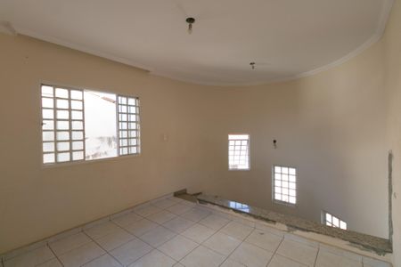 Casa à venda com 240m², 3 quartos e 4 vagas Casa à venda com 240m², 3 quartos e 4 vagasQuarto 1
