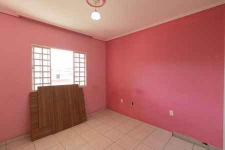 Casa à venda com 240m², 3 quartos e 4 vagas Casa à venda com 240m², 3 quartos e 4 vagasQuarto 2
