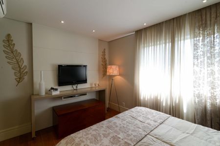 Apartamento para alugar com 105m², 1 quarto e 2 vagas Apartamento para alugar com 105m², 1 quarto e 2 vagasSuíte