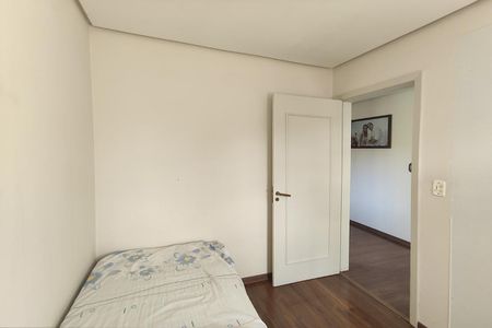 Casa à venda com 102m², 4 quartos e 2 vagasQuarto 2