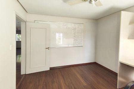 Casa à venda com 102m², 4 quartos e 2 vagasQuarto 3