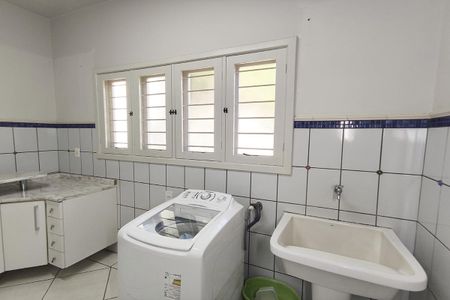 Casa à venda com 102m², 4 quartos e 2 vagasÁrea de Serviço