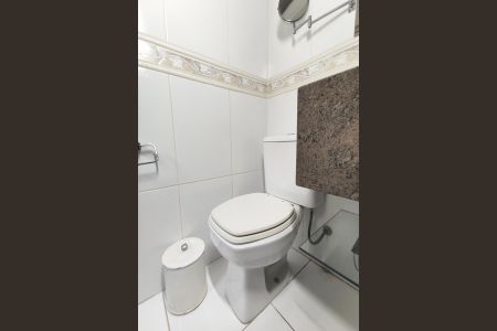 Casa à venda com 102m², 4 quartos e 2 vagasBanheiro da Suíte