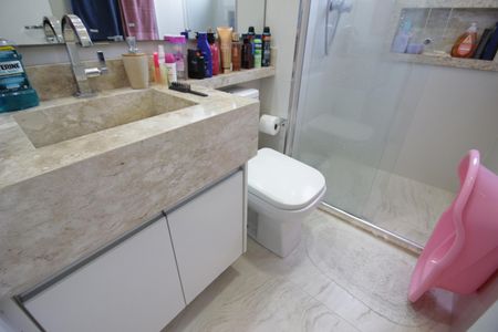 Apartamento à venda com 61m², 2 quartos e 1 vagaBanheiro da Suíte 1