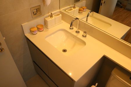 Apartamento à venda com 147m², 3 quartos e 2 vagasBanheiro da Suíte 2