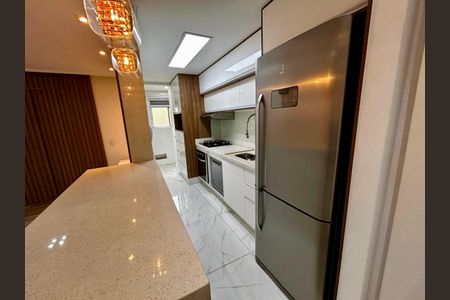 Apartamento à venda com 83m², 2 quartos e 2 vagas Apartamento à venda com 83m², 2 quartos e 2 vagasCozinha