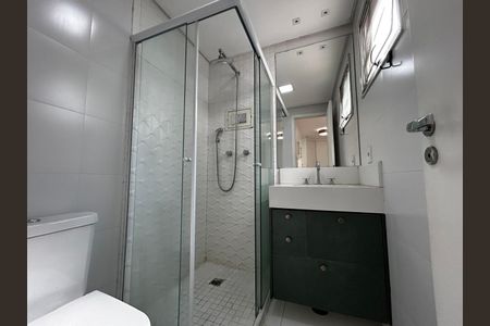 Apartamento à venda com 83m², 2 quartos e 2 vagas Apartamento à venda com 83m², 2 quartos e 2 vagasBanheiro da Suíte