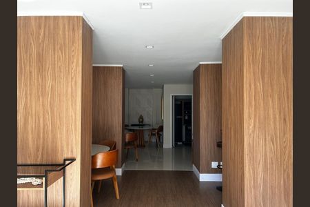 Apartamento à venda com 83m², 2 quartos e 2 vagas Apartamento à venda com 83m², 2 quartos e 2 vagasÁrea comum - Salão de Festas