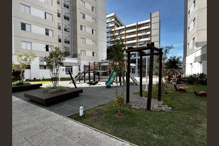 Apartamento à venda com 83m², 2 quartos e 2 vagas Apartamento à venda com 83m², 2 quartos e 2 vagasÁrea Comum - Playground