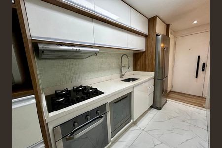 Apartamento à venda com 83m², 2 quartos e 2 vagas Apartamento à venda com 83m², 2 quartos e 2 vagasCozinha