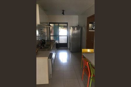 Apartamento à venda com 175m², 4 quartos e 3 vagas