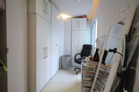 Apartamento à venda com 146m², 3 quartos e 2 vagasQuarto 2