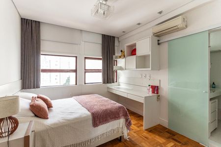 Apartamento à venda com 220m², 3 quartos e 2 vagas Apartamento à venda com 220m², 3 quartos e 2 vagasQuarto da Suíte 3