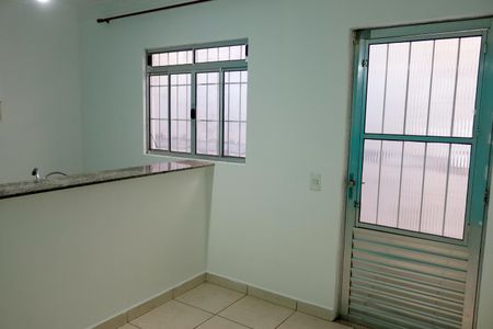 Sala de casa à venda com 2 quartos, 50m² em Santa Maria, Osasco