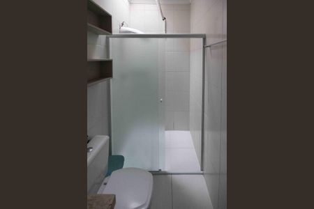 Casa para alugar com 150m², 3 quartos e 2 vagasBanheiro Social