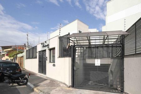 Casa para alugar com 150m², 3 quartos e 2 vagasFachada