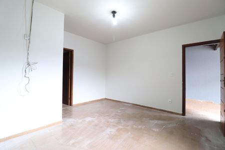 Sala de casa para alugar com 3 quartos, 90m² em Santa Mônica, Uberlândia