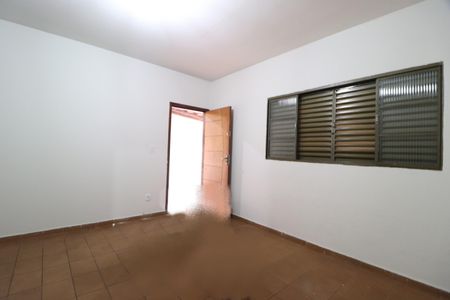 Sala de casa para alugar com 3 quartos, 90m² em Santa Mônica, Uberlândia