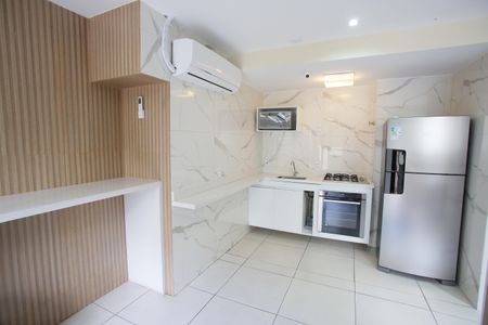 Apartamento à venda com 51m², 2 quartos e sem vagaÁrea comum - Salão de festas