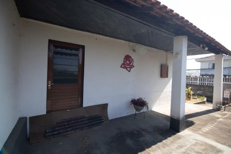 Casa à venda com 75m², 3 quartos e 7 vagas Casa à venda com 75m², 3 quartos e 7 vagasCozinha