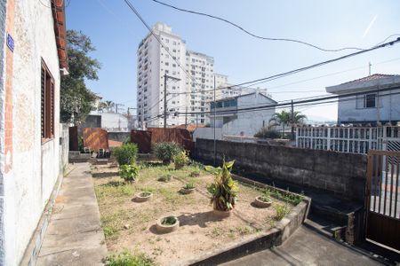 Casa à venda com 75m², 3 quartos e 7 vagas Casa à venda com 75m², 3 quartos e 7 vagasQuintal
