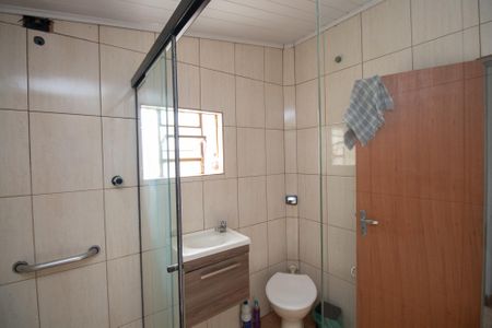 Casa à venda com 75m², 3 quartos e 7 vagas Casa à venda com 75m², 3 quartos e 7 vagasBanheiro