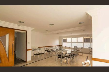 Apartamento à venda com 77m², 2 quartos e 1 vaga Apartamento à venda com 77m², 2 quartos e 1 vagaÁrea comum