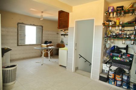 Casa à venda com 240m², 3 quartos e 3 vagasÁrea de serviço