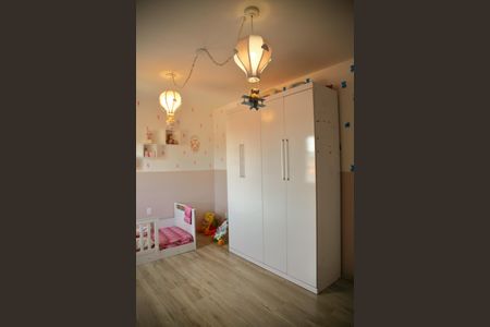 Casa à venda com 240m², 3 quartos e 3 vagasSuíte