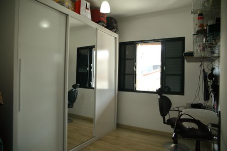 Casa à venda com 240m², 3 quartos e 3 vagasQuarto 2