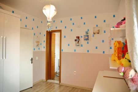 Casa à venda com 240m², 3 quartos e 3 vagasSuíte