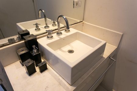 Apartamento à venda com 96m², 3 quartos e 1 vagaBanheiro da Suíte