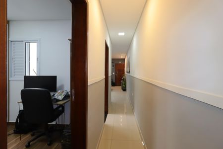 Apartamento à venda com 100m², 2 quartos e 1 vagaCorredor