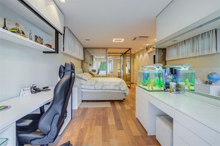 Casa à venda com 281m², 2 quartos e 2 vagas