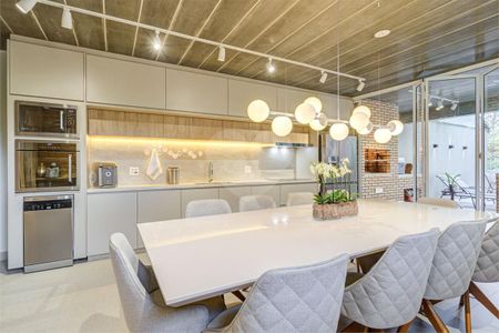 Casa à venda com 281m², 2 quartos e 2 vagas