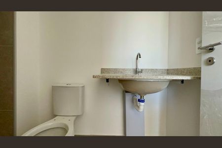 Studio à venda com 26m², 1 quarto e sem vaga Studio à venda com 26m², 1 quarto e sem vagaBanheiro da Suíte