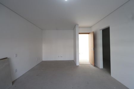 Casa à venda com 205m², 3 quartos e 4 vagasSuíte 1