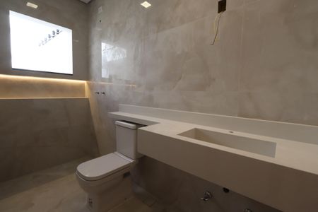 Casa à venda com 205m², 3 quartos e 4 vagasBanheiro da Suíte 3